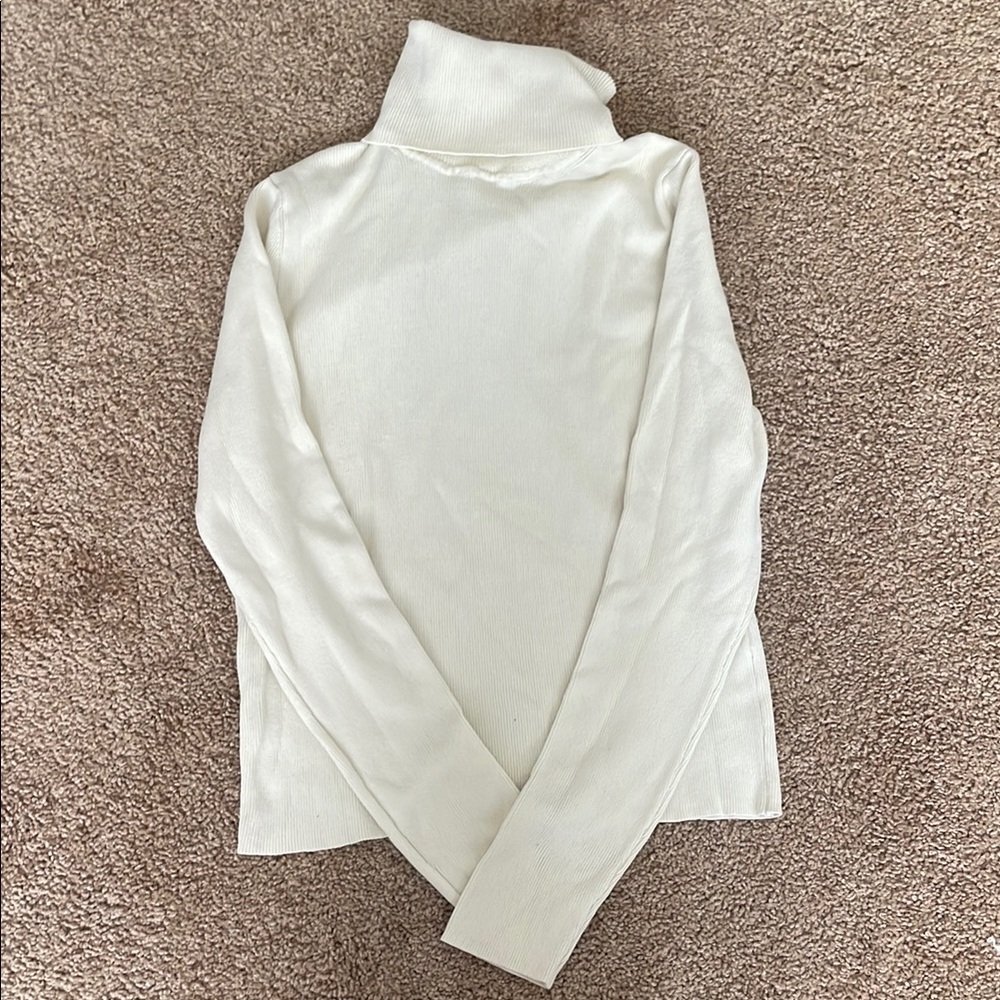 ZARA White Turtle Neck Long Sleeve